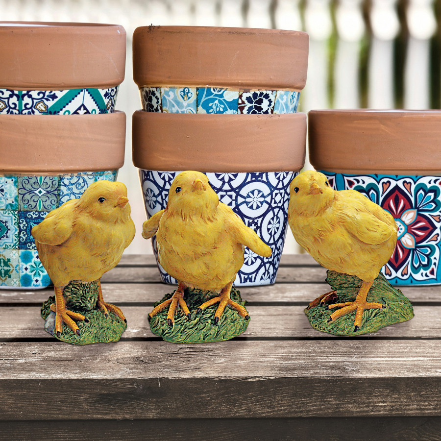 Toscano - Set of 3 Hatching Chicks Baby Chicken Statues