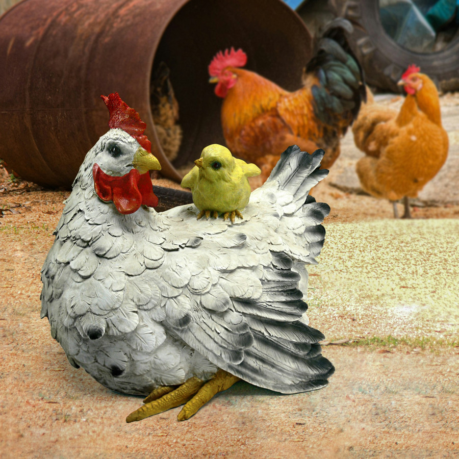 Toscano - Barnyard Mother Hen and Baby Chick Statue