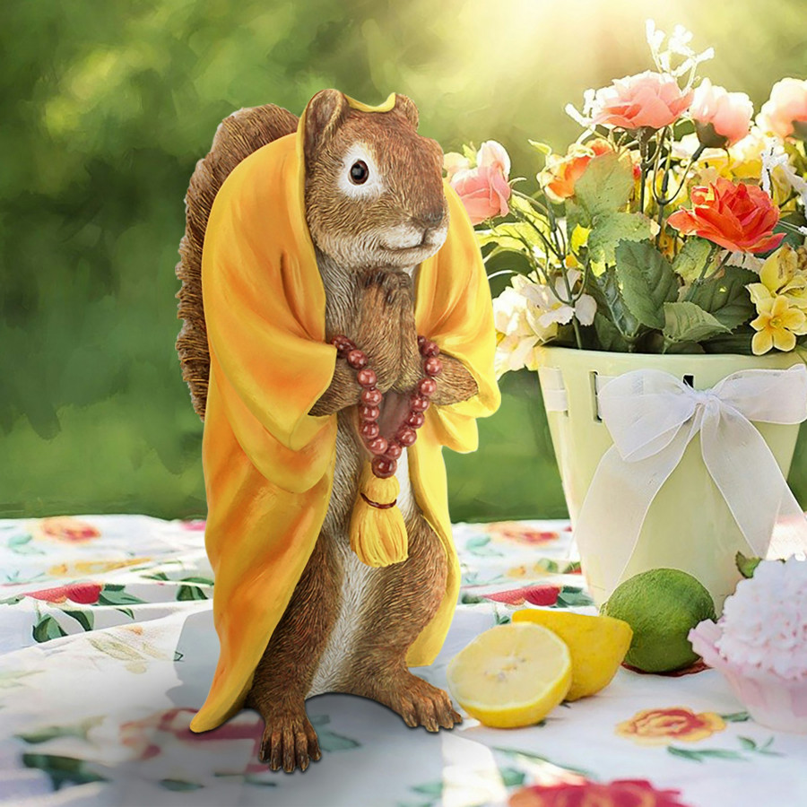 Toscano - Sensei Monk Zen Garden Squirrel Animal Statue