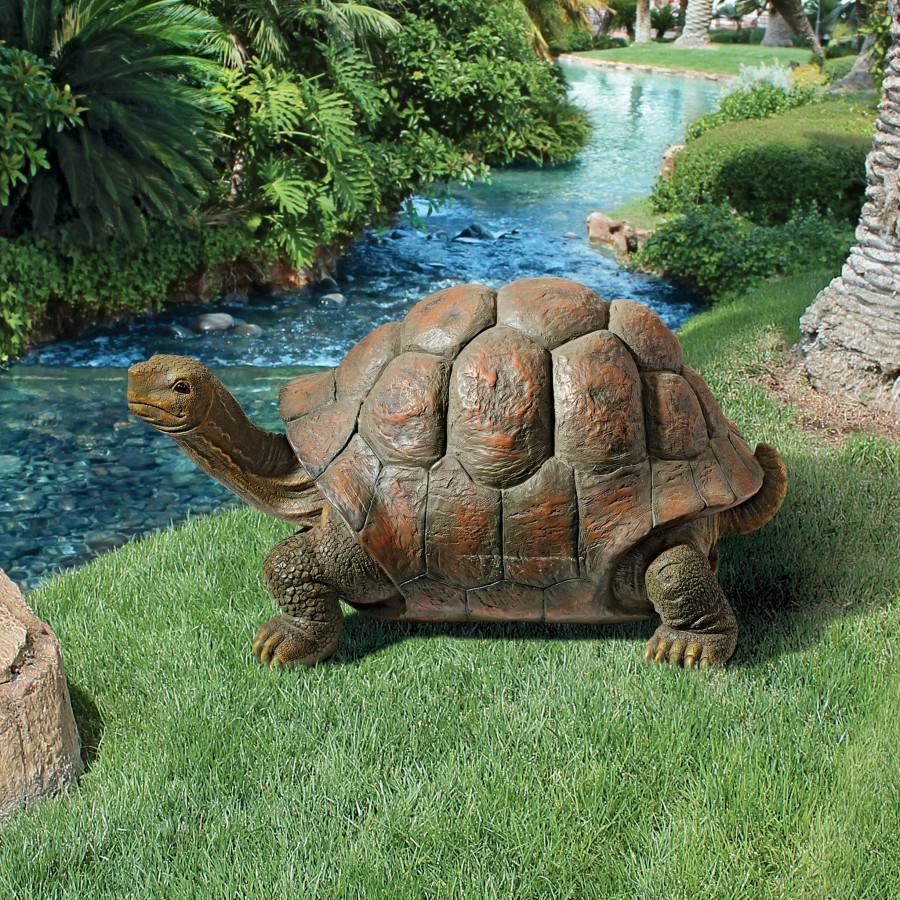 Toscano - The Cagey Tortoise Garden Turtle Statue