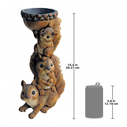Toscano - Three a Crowd Stacked Squirrel Statue