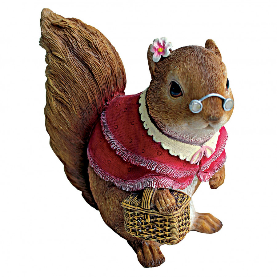 Toscano - Grandmother Squirrel Statue