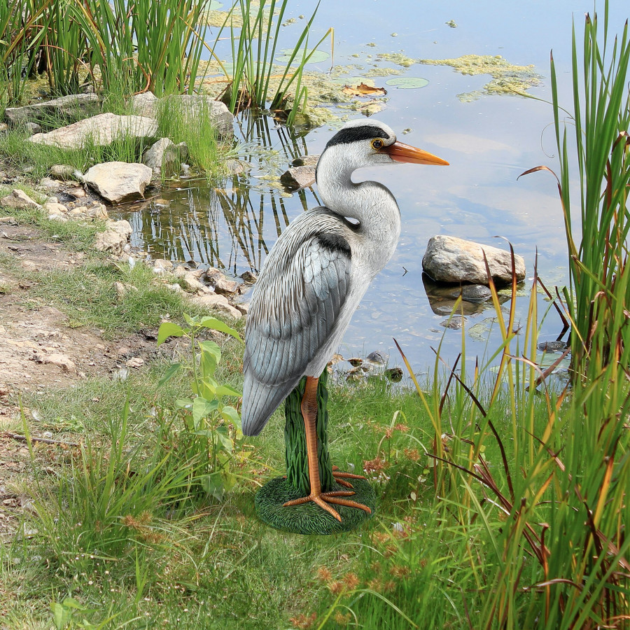 Toscano - Gray Heron Coastal Bird Statue