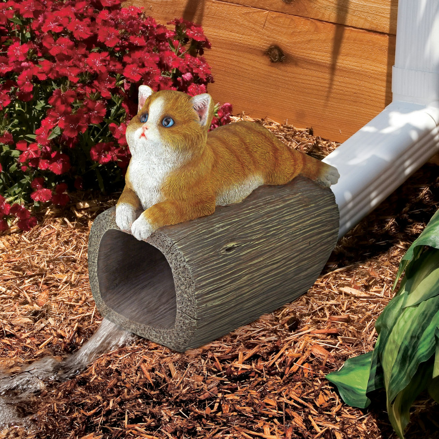 Toscano - Kitty Cat Gutter Guardian Downspout Statue
