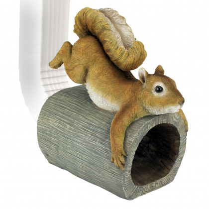 Toscano - Crash the Squirrel Gutter Guardian Downspout Statue