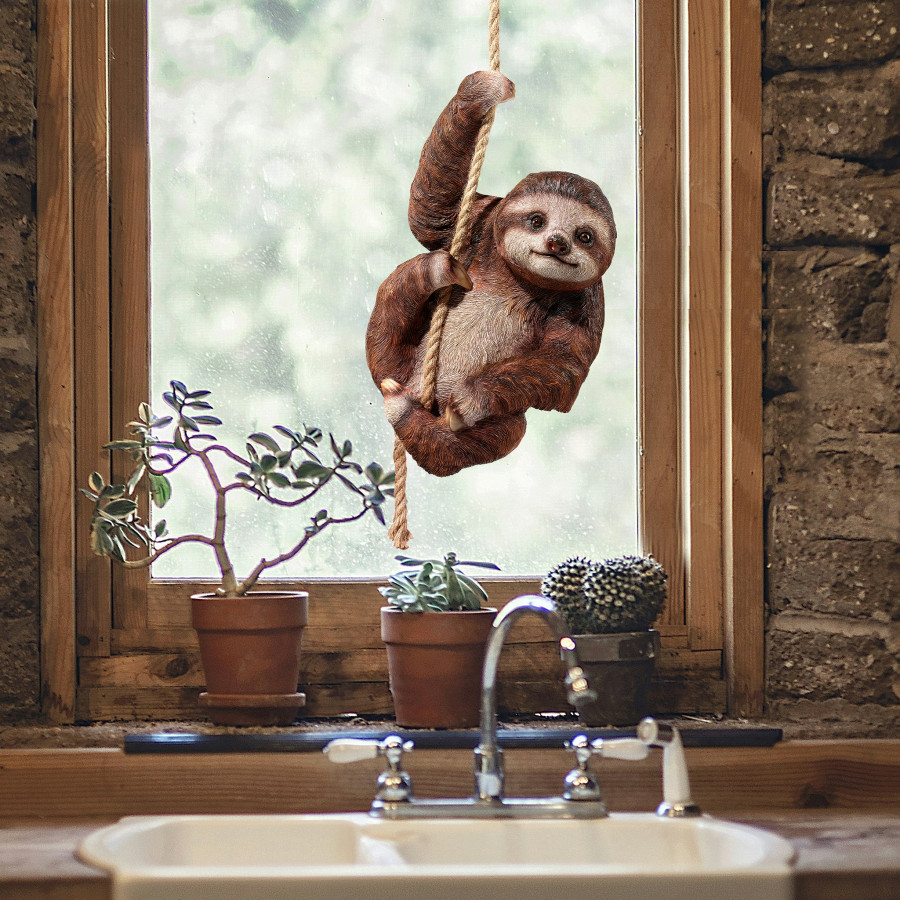 Toscano - Hanging Horatio the 3-Toed Sloth Statue