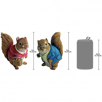 Toscano - Set of 2 Grandmother and Grandfather Squirrel Statues