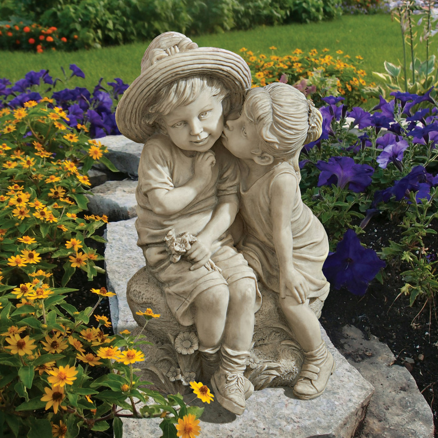 Toscano - Kissing Kids Boy and Girl Statue