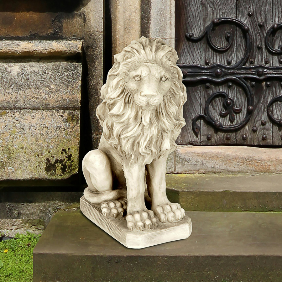 Toscano Mansfield Manor Lion Sentinel Statue - Looking Right