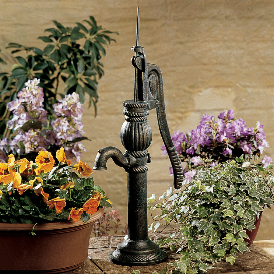 Toscano - Authentic Cottage Water Pump Statue in Iron