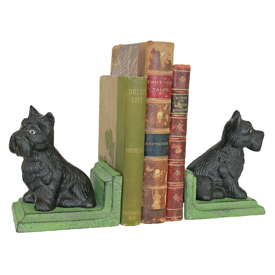 Toscano - Sitting Scotty Dog Sculptural Bookend Pair in Cast Iron