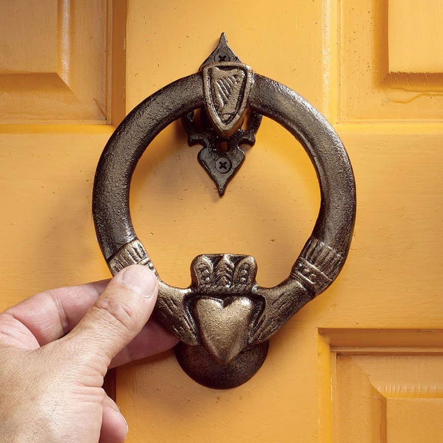 Toscano - Claddagh Authentic Door Knocker