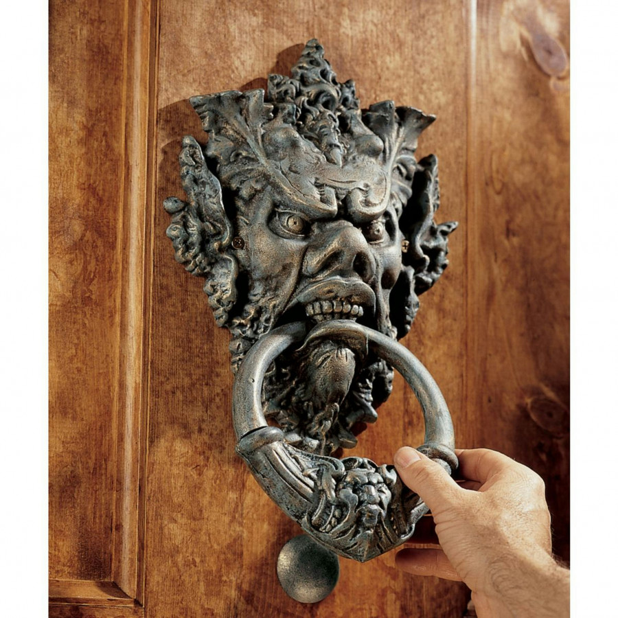 Toscano - Vecchio Greenman Authentic Door Knocker