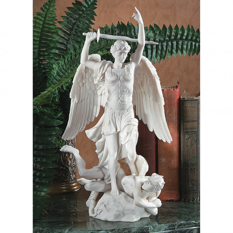 Toscano - L'Archange Saint Michel Angel Statue