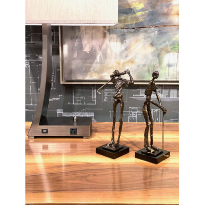 Wildwood - Putting Golfer in Old Bronze, Metal