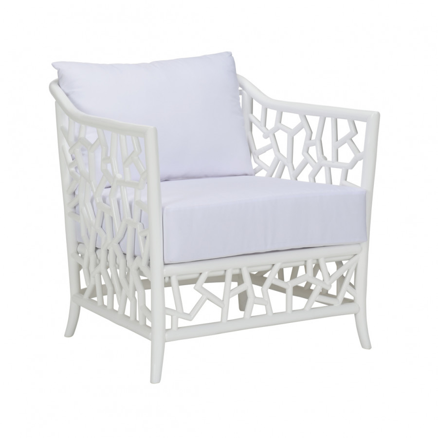 Wildwood - Catania Lounge Chair in White, Rattan