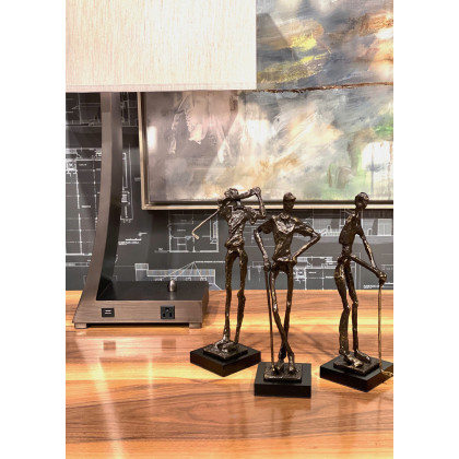 Wildwood - Jaeger Desk Lamp in Bronze
