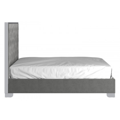 Worldwide Lucille 60" Queen Bed - Gray/Silver