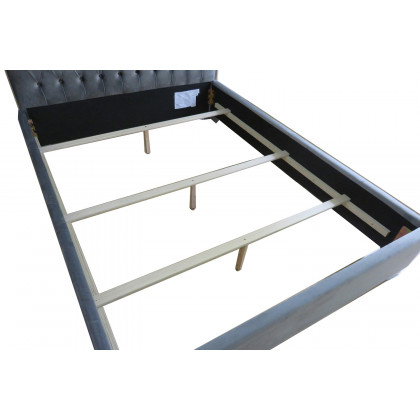 Worldwide Lucille 60" Queen Bed - Gray/Silver