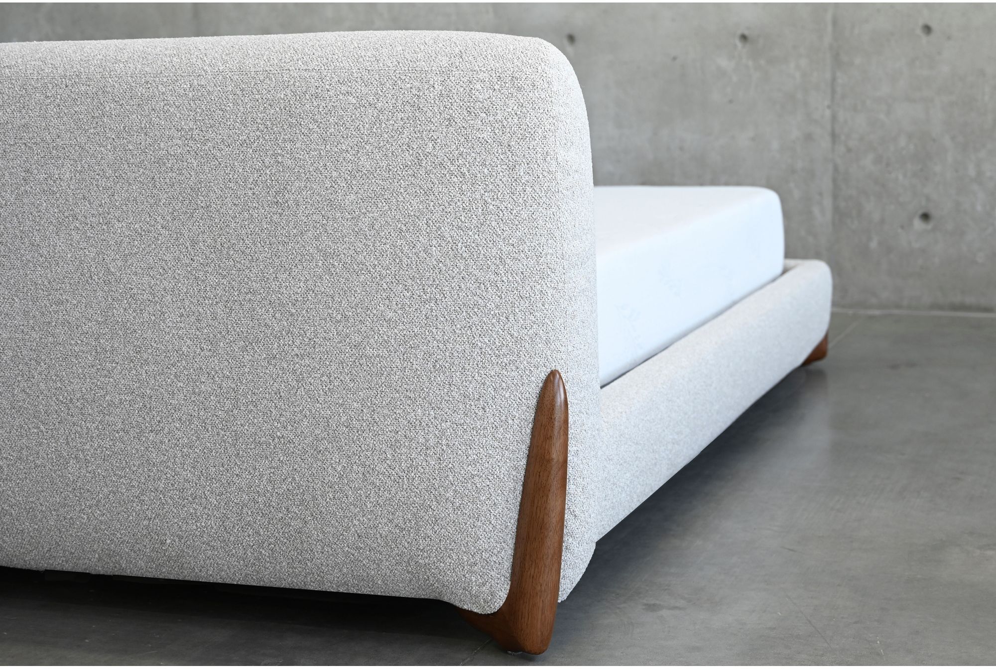 Mobital - Mesa Upholstered Bed