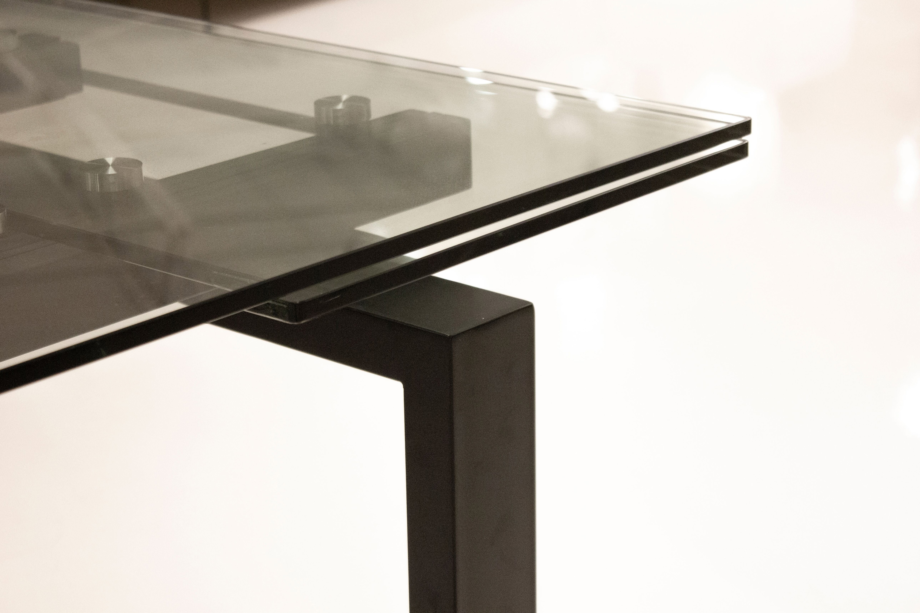 Mobital Cantro Dining Table - Black, Clear Tempered Glass