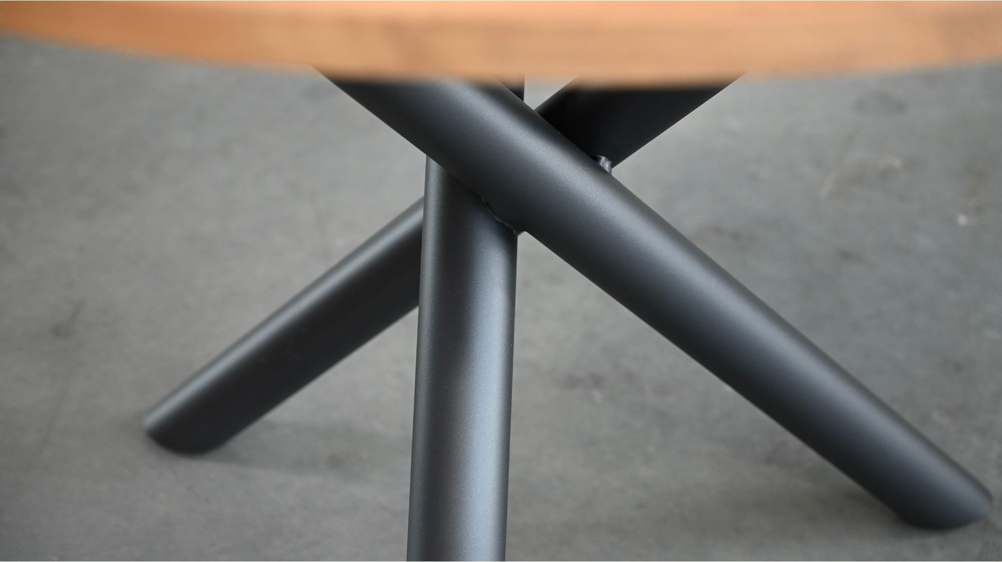 Mobital - Torch Round Dining Table in Teak Top