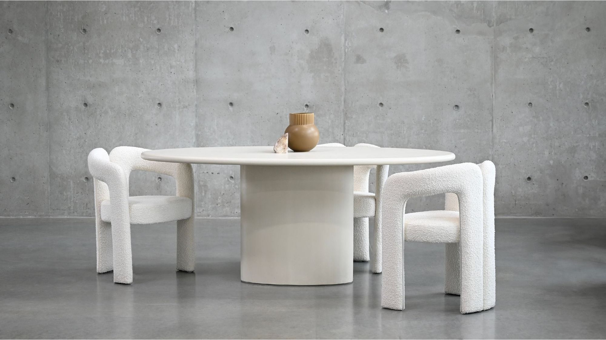 Mobital Tugg Oval 71" Dining Table - Ivory Tusk