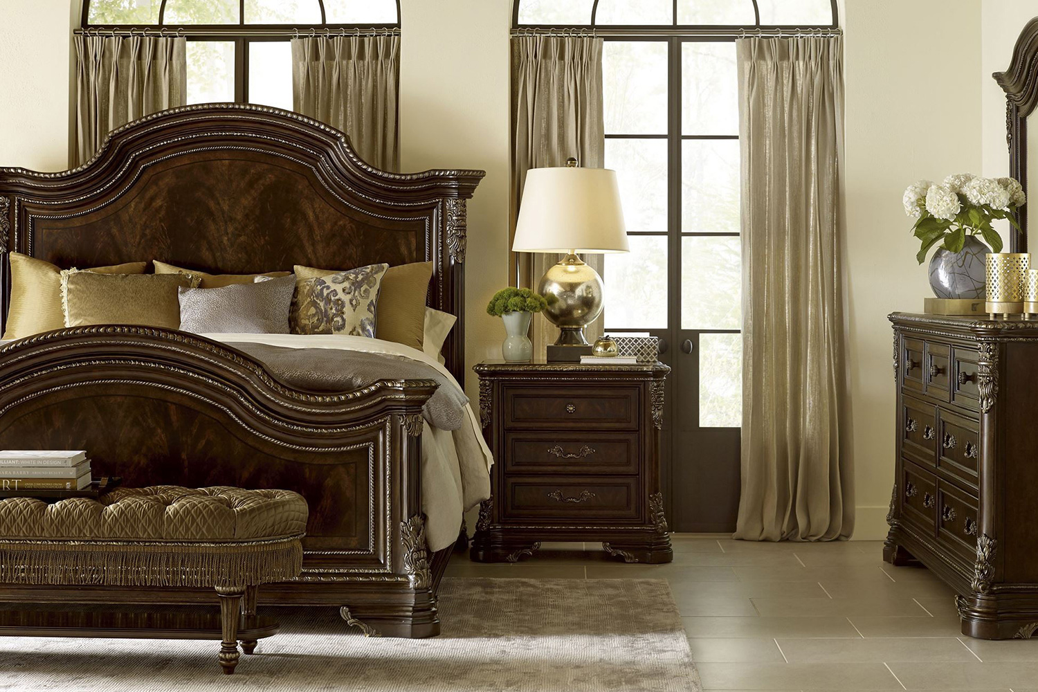 A.R.T. - Gables Bed Bench