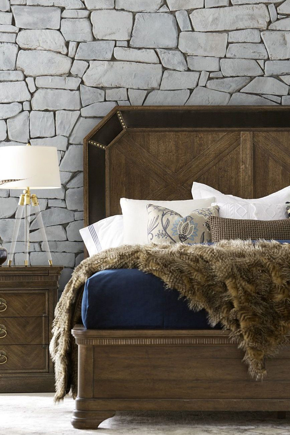 A.R.T. American Chapter Grand National Panel Bed - King Size
