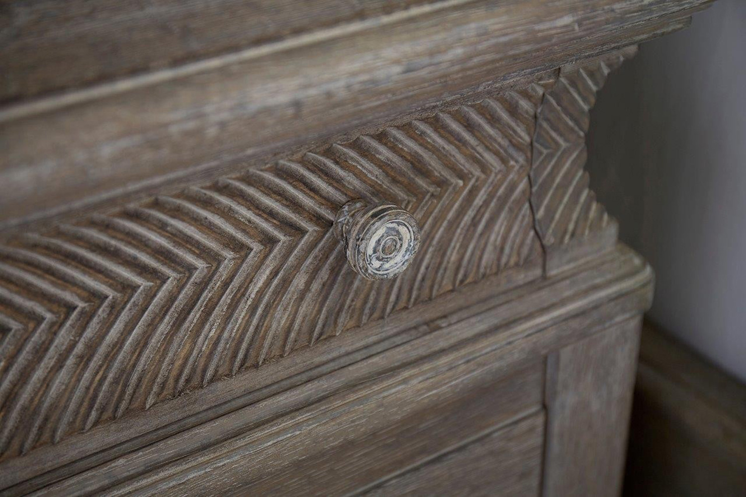 A.R.T. - Furniture Summer Creek Light Keepers Bedside Chest