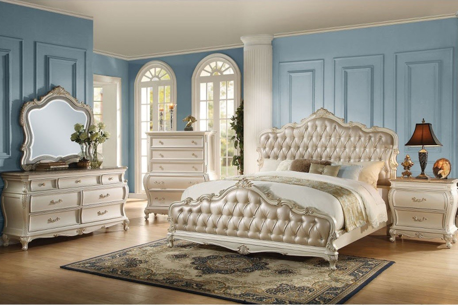 ACME - Chantelle Mirror in Pearl White