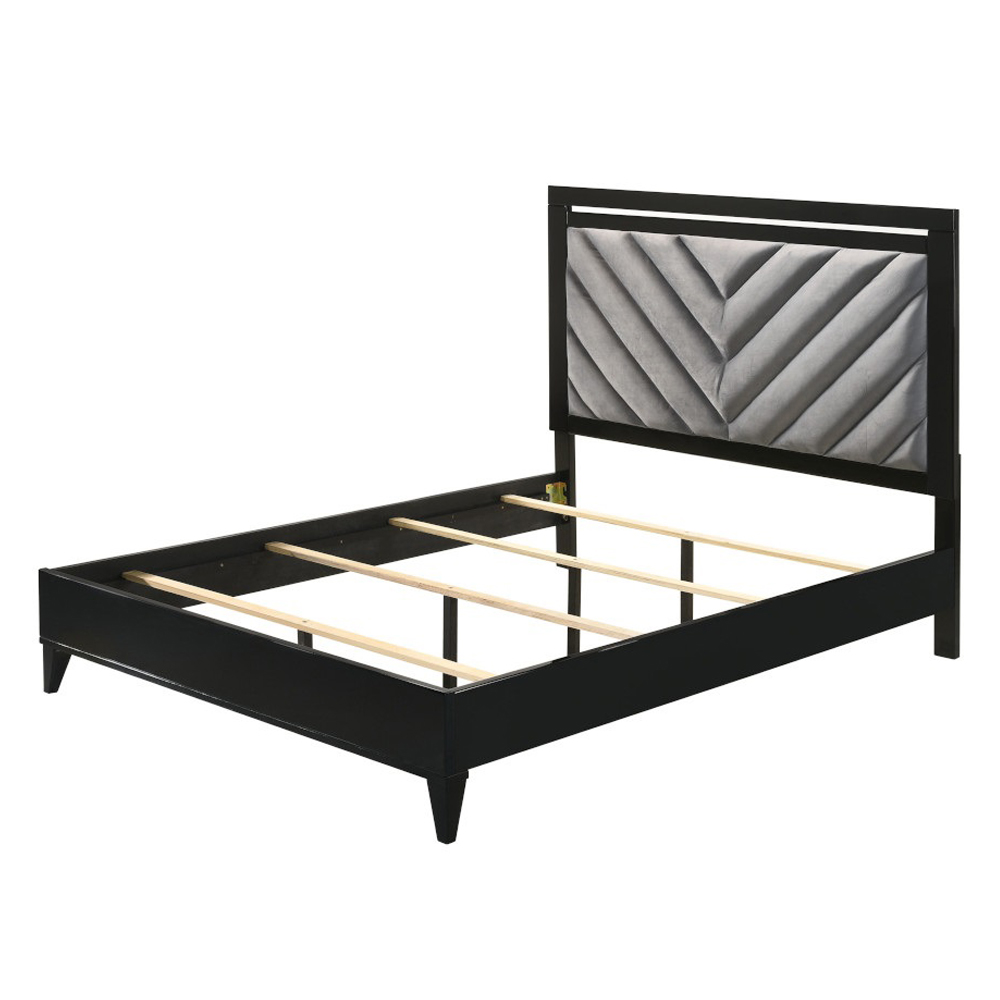 ACME - Chelsie Bed