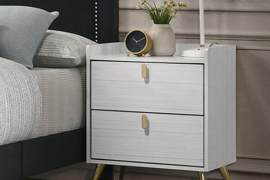 ACME - Zeena Nightstand in White