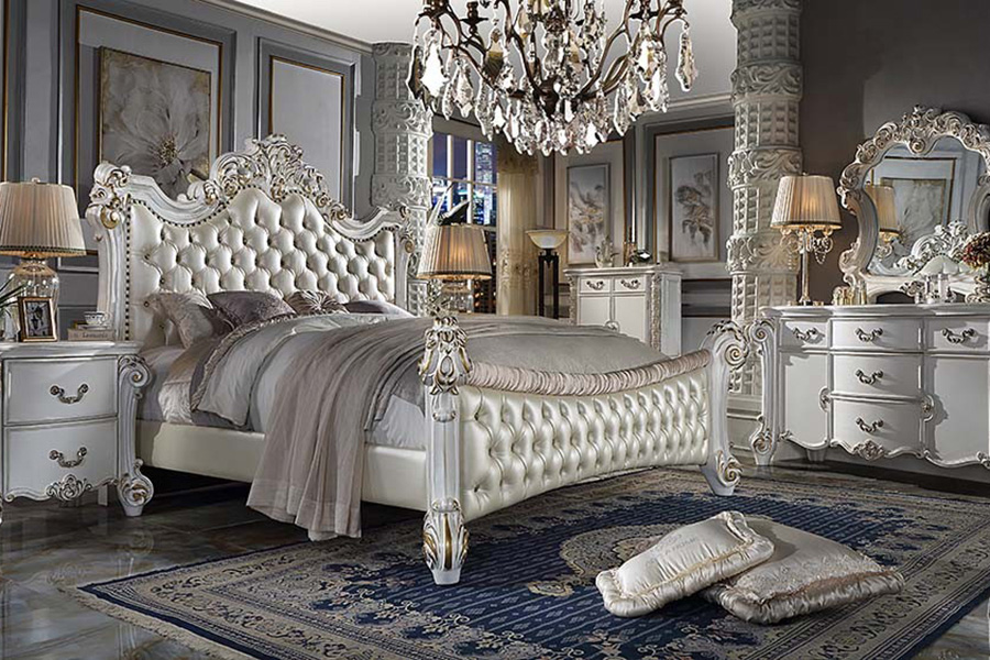 ACME Vendom Bed - Antique Pearl Finish, Queen Size