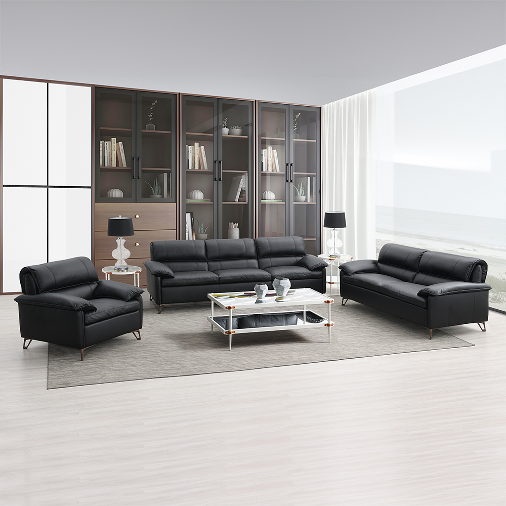 ACME - Eilene Chair in Black