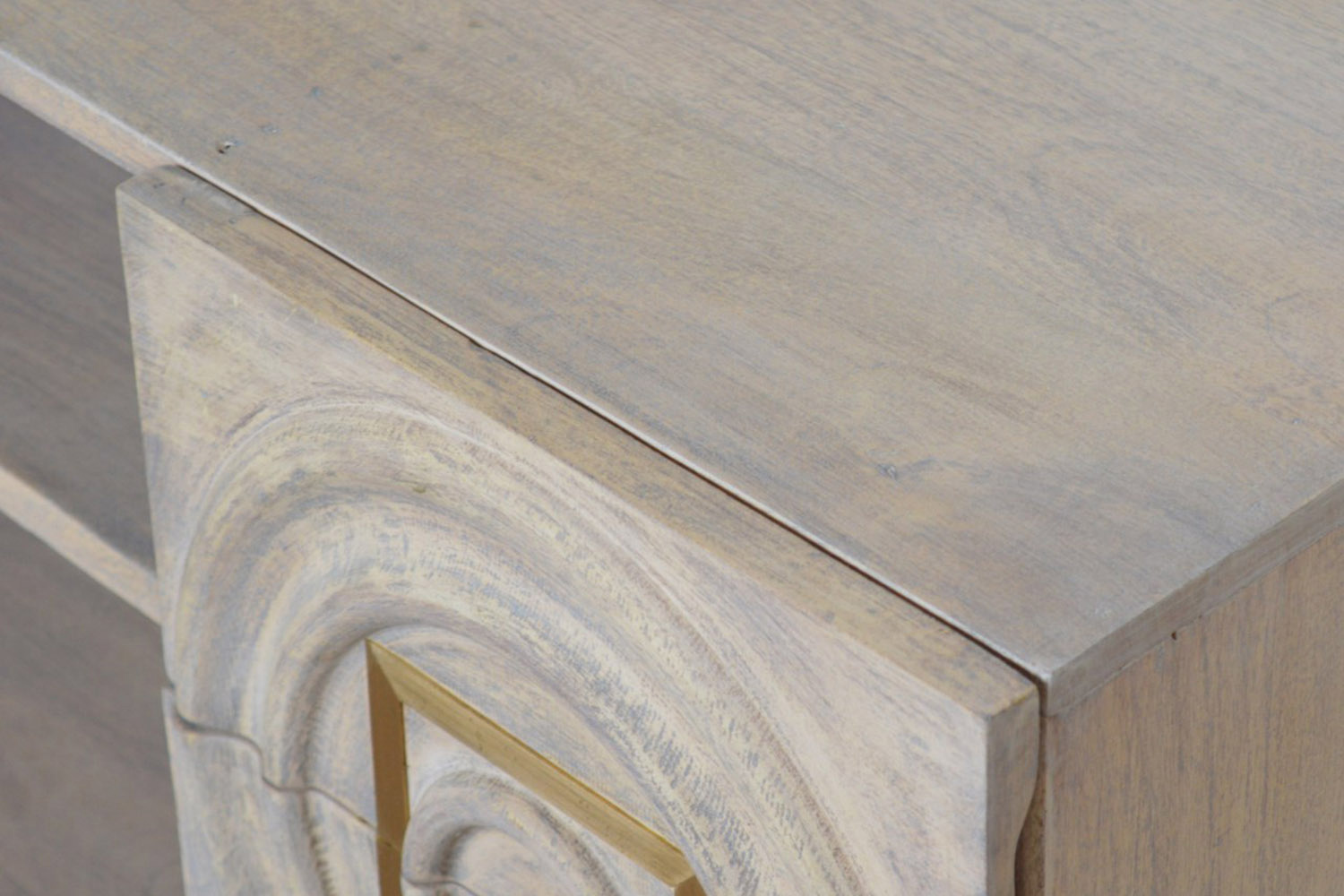 Artisan - Leonardo Entertainment Unit