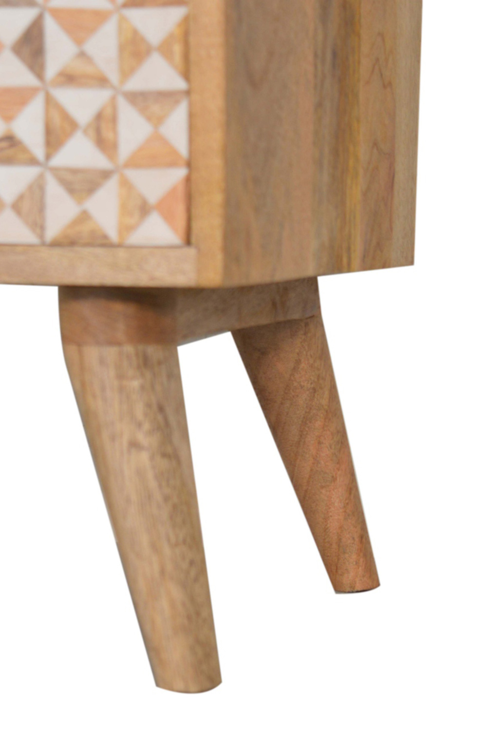 Artisan - Sarina Entertainment Unit