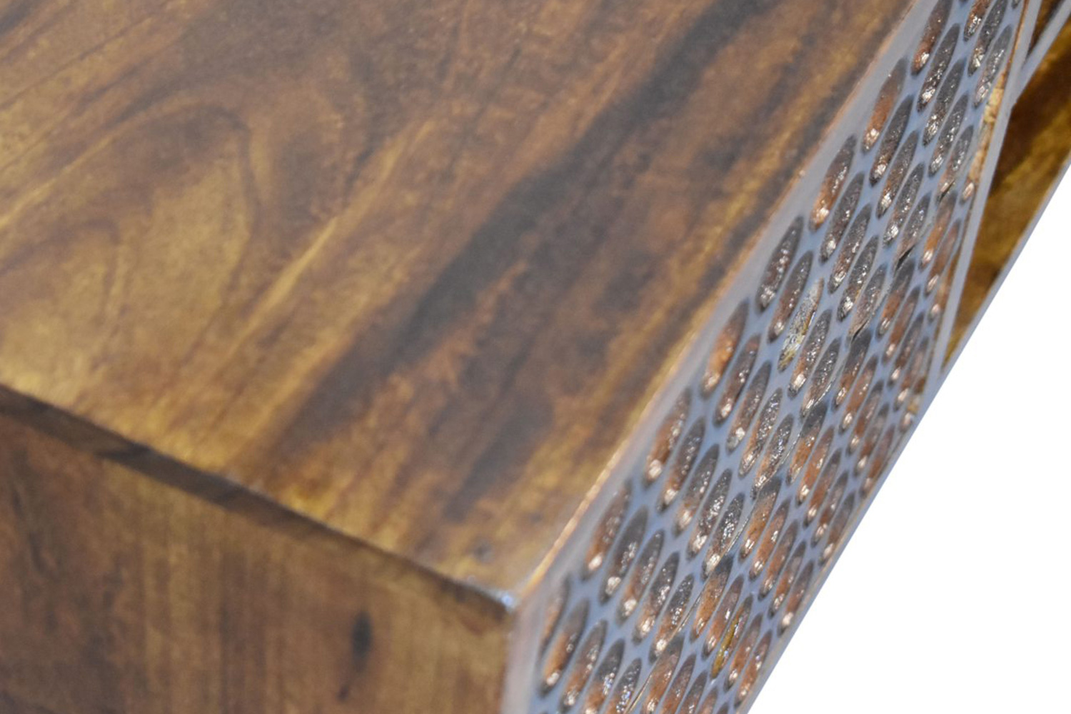 Artisan - Torun Media Unit