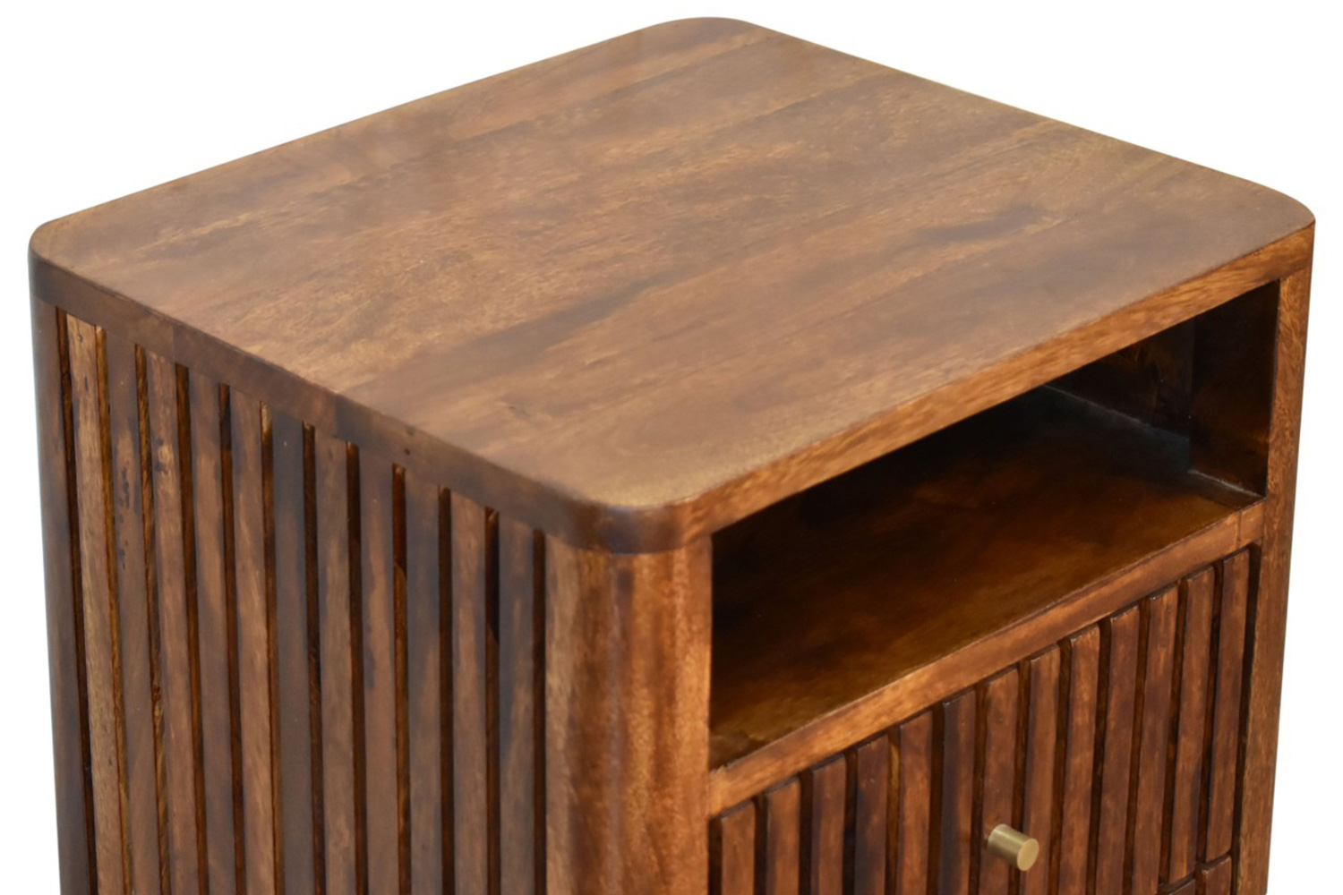 Artisan - Reeve Bedside