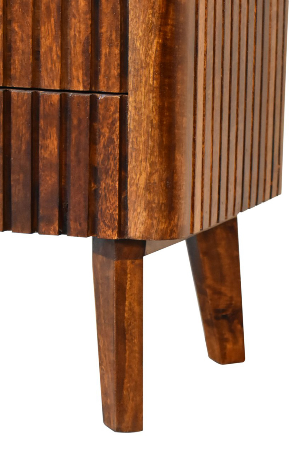 Artisan - Reeve Bedside