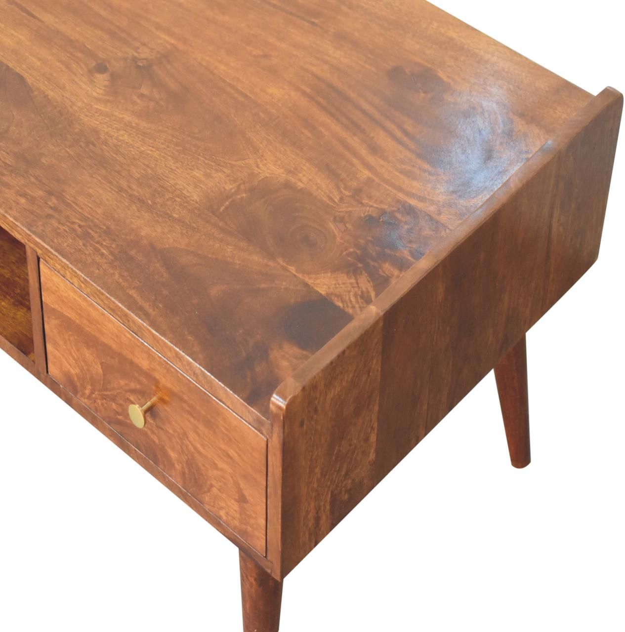 Artisan - Elevated Chestnut Media Unit