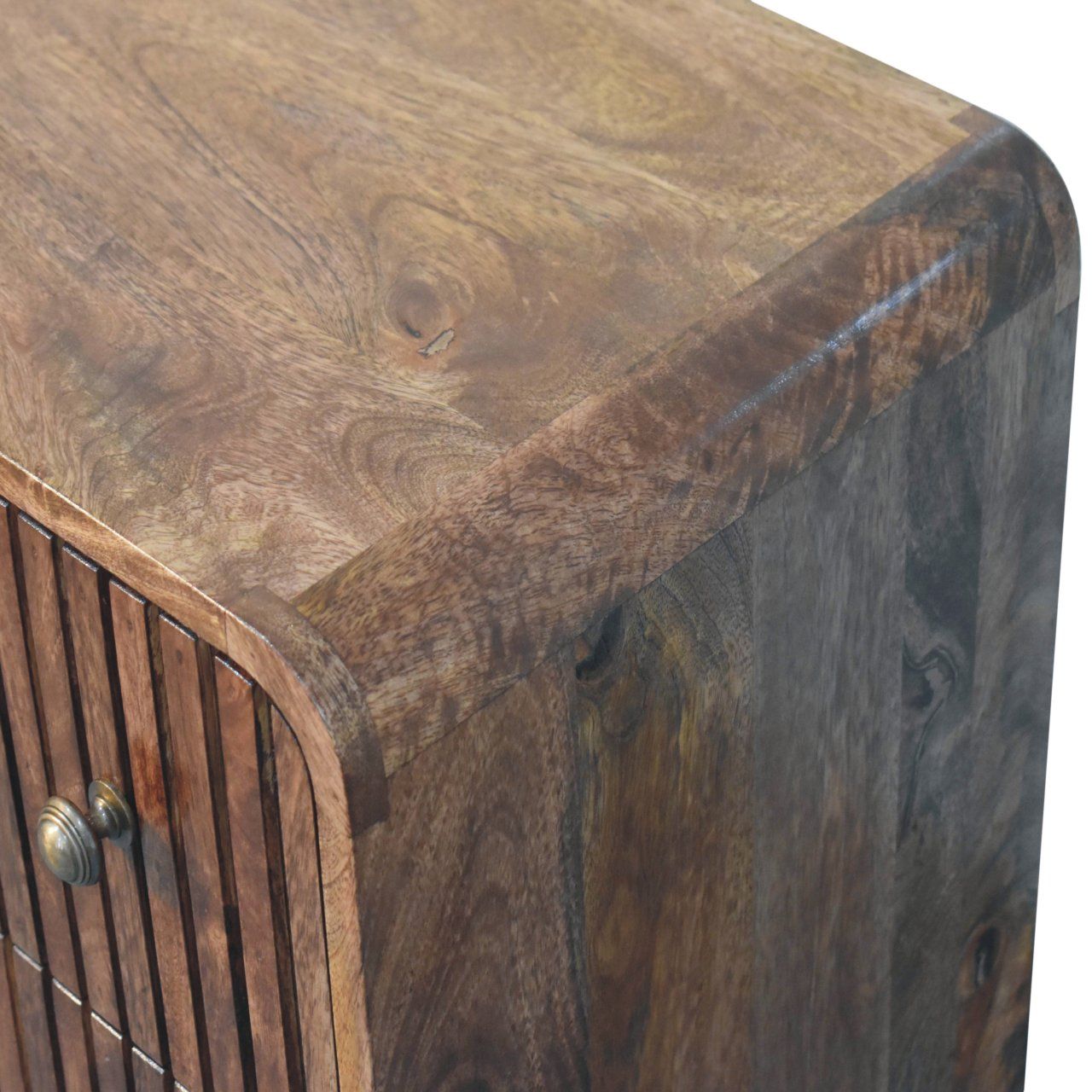 Artisan - Honey Caramel T-Bar Ridged Chest