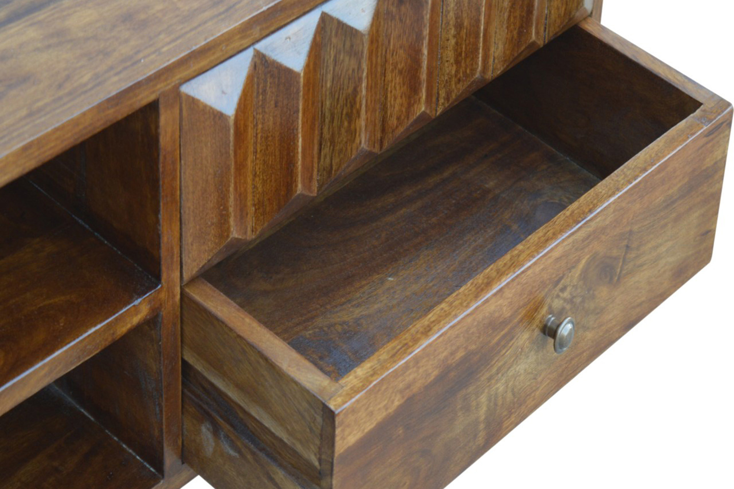 Artisan - Prism Media Unit in Chestnut