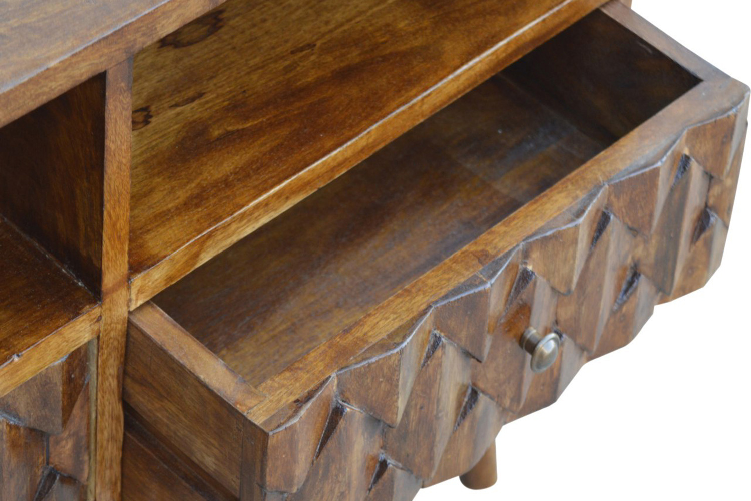Artisan - Pineapple Carved Media Unit in Chestnut