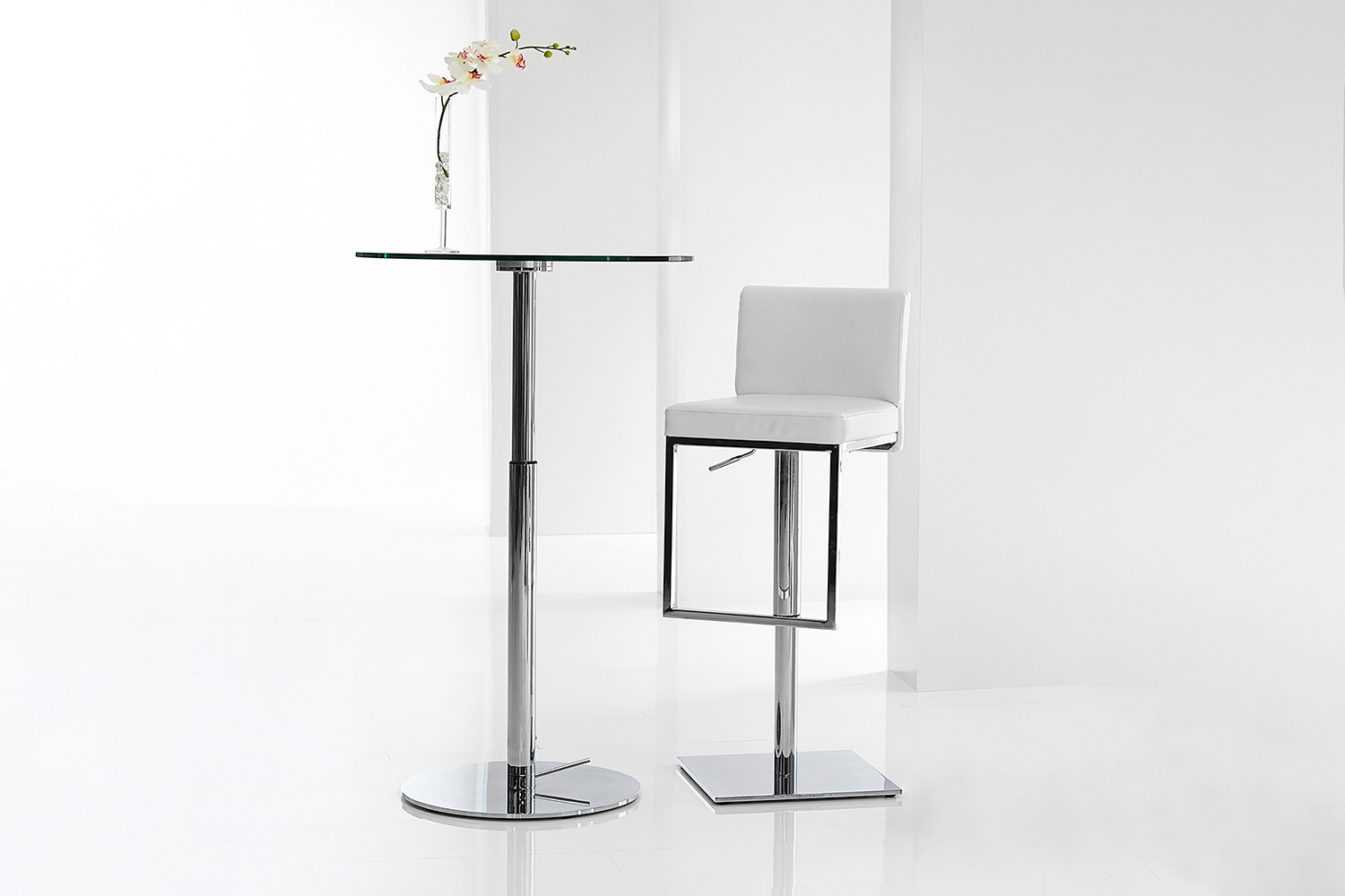 Bellini 134B Swivel Hydraulic Barstool - White