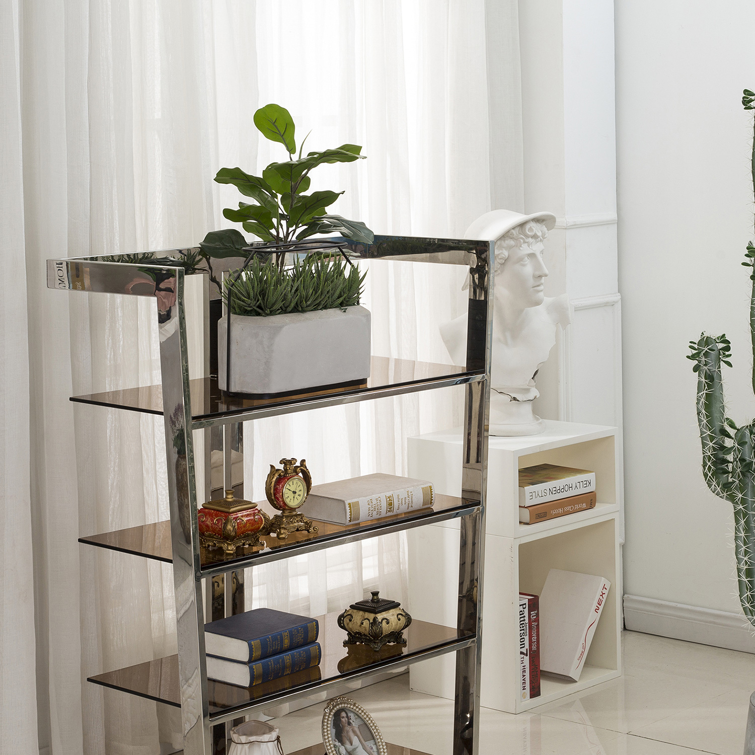 Bellini Carraway Display Unit - Smoked Glass/Silver, Small
