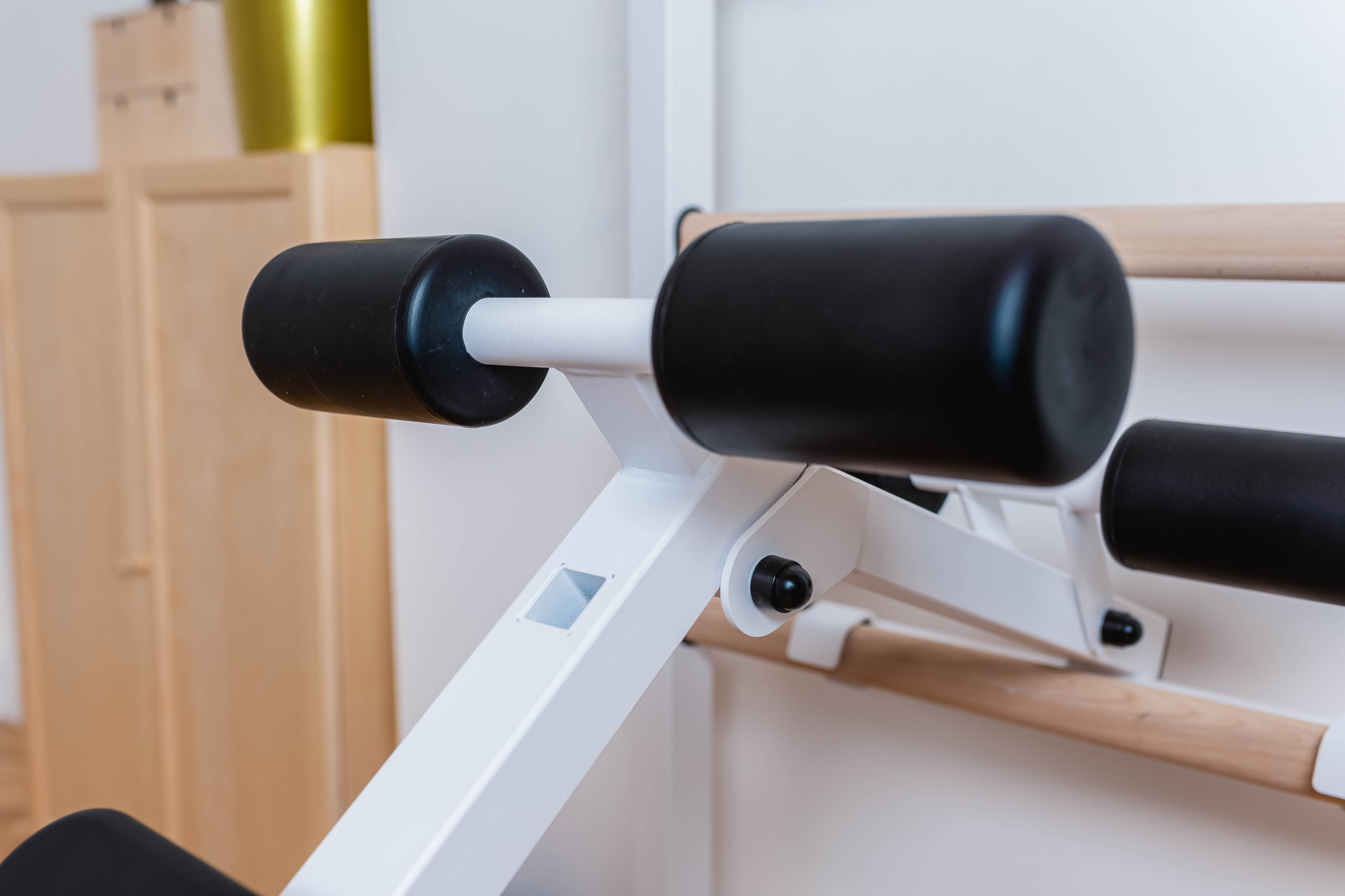 BenchK B1W Rotatable Workout Bench - White
