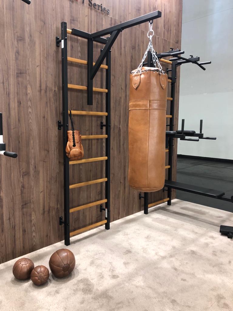 BenchK BBHB Holder for Punching Bag - Black