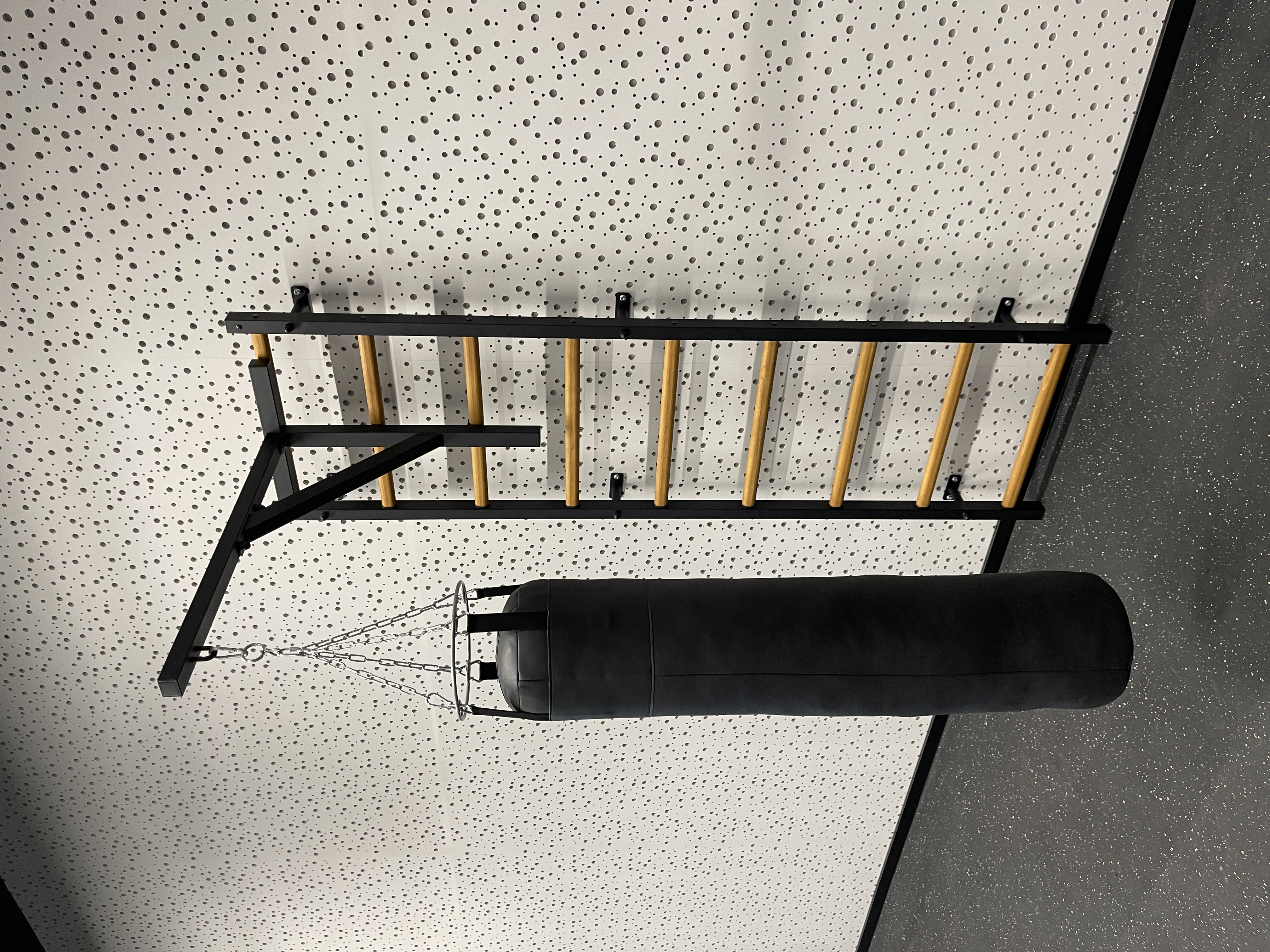 BenchK BBHB Holder for Punching Bag - Black