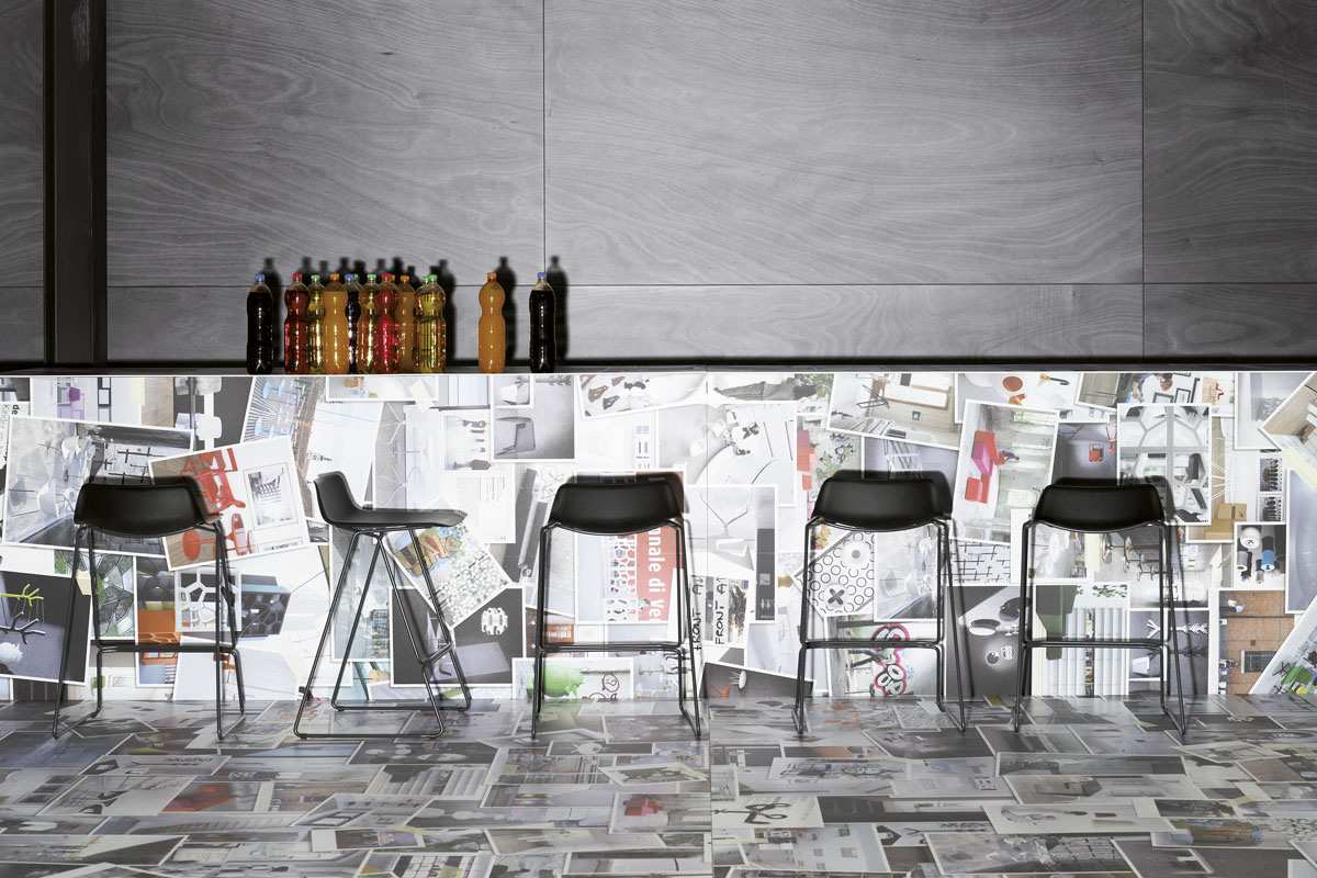 Casamania Pressious Bar stool - 31.1"